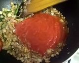 A picture of step 4 of Singaporean Fish Head Curry.