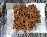A picture of step 2 of Beef Dry Chilli With Fried Rice.