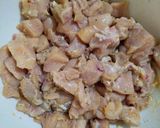 Foto langkah ke 1 dari resep Chicken Popcorn Crispy.