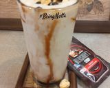 A picture of step 4 of Hazelnut Banana Shake.