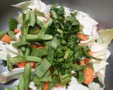 Foto langkah ke 1 dari resep Sayur Sop Telur Puyuh.