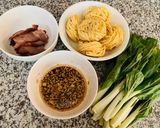 Hình bước làm 1 của món Mì thịt xá xíu