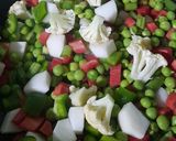 A picture of step 4 of Kolhapuri Mixed Veg Curry.