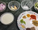 A picture of step 1 of Dahi Bhindi Masala.