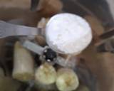 Banana Milkshake recipe step 2 photo