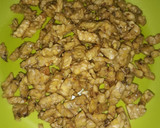 Foto langkah ke 2 dari resep Sambal goreng kentang puyuh.