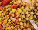 A picture of step 3 of Roasted Chickpea and Grape Salad 🍇.