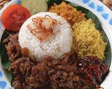 Foto langkah ke 13 dari resep Nasi Krawu khas Gresik.