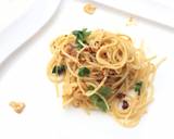 Spaghetti Olio E Aglio With Chili Garlic