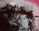 Foto langkah ke 2 dari resep Brownies kukus potong yayu ns.