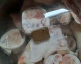 Foto del paso 1 de la receta: Patitas de cerdo como la abuela