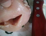 Foto del paso 1 de la receta: Supremas rellenas de acelga y mozarella