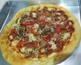 Foto langkah ke 6 dari resep Pizza Homemade ala Pizza H*T.