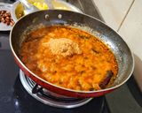 A picture of step 5 of Pulihora.