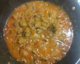 A picture of step 5 of Lauki coconut masala.