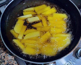 Foto del paso 3 de la receta: Filetes de pechuga de pollo al limón y curry amarillo hingú