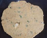 मिक्स पीठाच्या पुऱ्या (Mix Pithachya Purya Recipe In Marathi) रेसिपी स्टेप 2 फोटो 