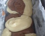 A picture of step 6 of Marble loaf cake.