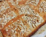 Foto del paso 8 de la receta Coca de hojaldre de crema de almendras y piñones (sin gluten)
