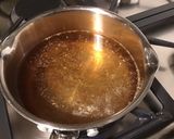 Une image de l'étape 1 de Soupe asiatique épicée aux blettes, tomate et bouillon de chevreau.