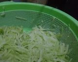 Foto langkah ke 2 dari resep Sarapan mi sayur telur.