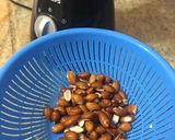 Foto del paso 2 de la receta: Leche y harina de almendra