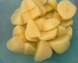 Foto del passaggio 4 della ricetta Insalata di Anelli di Totano, Sfiziosa