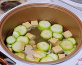 Foto langkah ke 4 dari resep Sop oyong misoa rice cooker ala anak kost.