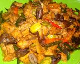 Foto langkah ke 5 dari resep Oseng tempe jantung ayam ceria.