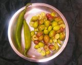 A picture of step 1 of Karaunda Mirchi.