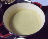 Foto del paso 1 de la receta: Crema de brécol con nabos y sésamo negro