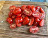 Une image de l'étape 11 de Rouelle marinée de porc aux tomates cerises et herbes aromatiques.