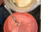 A picture of step 2 of Poppy Seeds Pink Vanilla Muffins (Luchtige muffins).