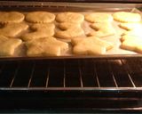 Foto langkah ke 3 dari resep Christmas Sugar Cookies.