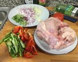 Foto del paso 1 de la receta: Pollo a la cacerola