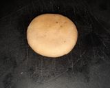 A picture of step 5 of Aloo matar samosa.