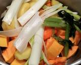 Verrines de noix de Saint-Jacques et crème de potiron étape de la recette 1 photo