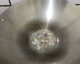Foto langkah ke 1 dari resep Oseng Sosis Labu Siam.