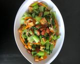 Hình bước làm 3 của món Hạnh nhân rang bơ xào rau củ 🥙 Món chay nhanh gọn - bổ dưỡng
