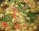 Foto langkah ke 5 dari resep Sayur Lodeh Terong, Buncis, dan Daun Pepaya Tanpa Santan.