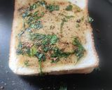 A picture of step 6 of Cheese spread spring onion potato sandwich.