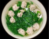 Hình bước làm 5 của món Canh cải xanh nấu mọc (giò sống)