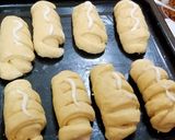Foto langkah ke 4 dari resep Roti isi peperoni moza.