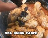A picture of step 7 of Chicken Quorma.