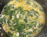 Foto del paso 3 de la receta: Omelette de espinacas y rúcula ! Combinación excelente para empezar el día o para terminar el día!