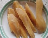 A picture of step 1 of Deep fried sweet potatoes.