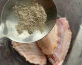 รูปขั้นตอนการทำที่ 3 ของ ปีกไก่ทอดน้ำปลา (ในกระทงใบตอง)