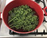 Foto del paso 3 de la receta: Huauzontle en salsa de jitomate