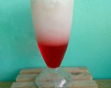 Foto langkah ke 5 dari resep Es Kelapa Muda Merah Putih.