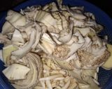 Foto langkah ke 1 dari resep Sayur Santan Jantung Pisang.